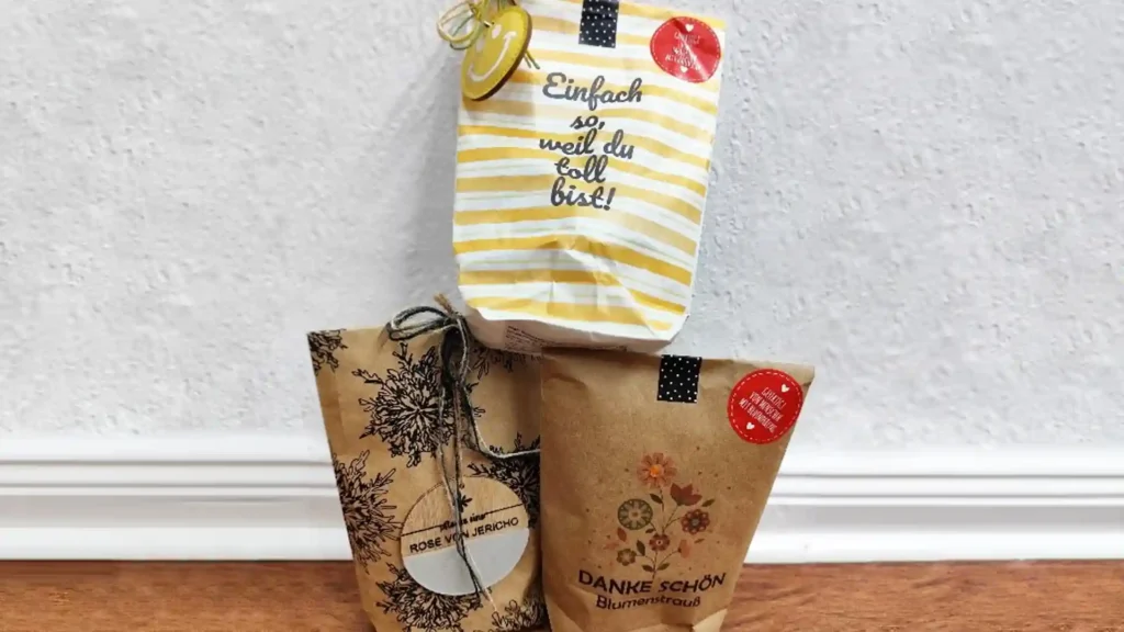 Novemberlichter, Geschenktüten im Altenzentrzm