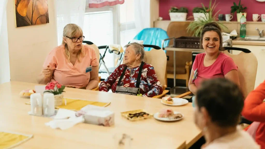 Ehrenamt bewegt Menschen, Senioren im Altenheim